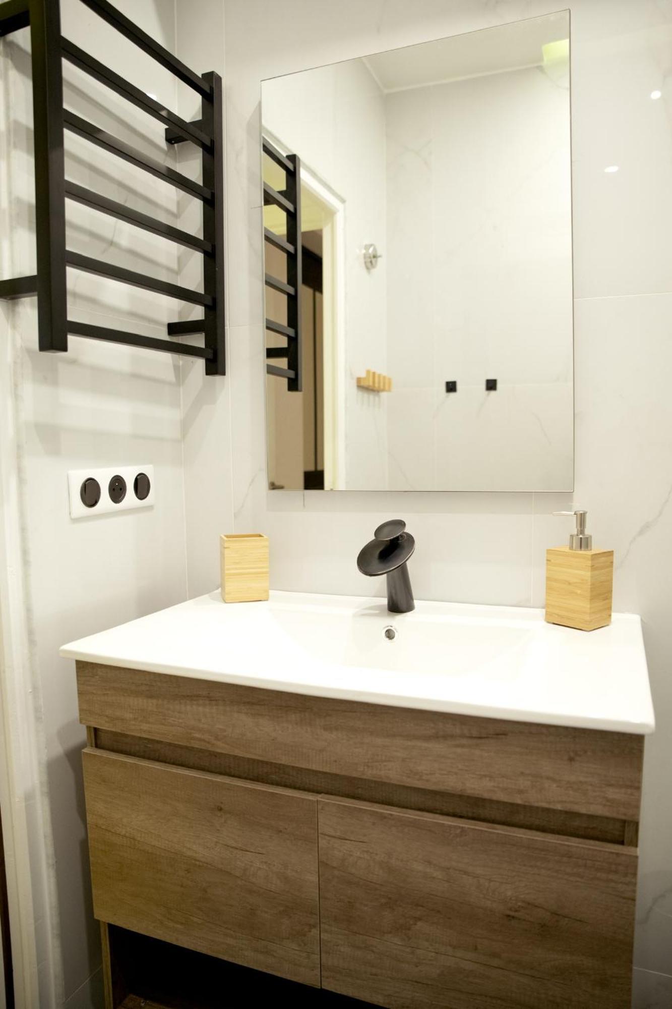Luxury Apartment In Cannes / 300M From Palais Des Festivals / Parking Included Exteriör bild